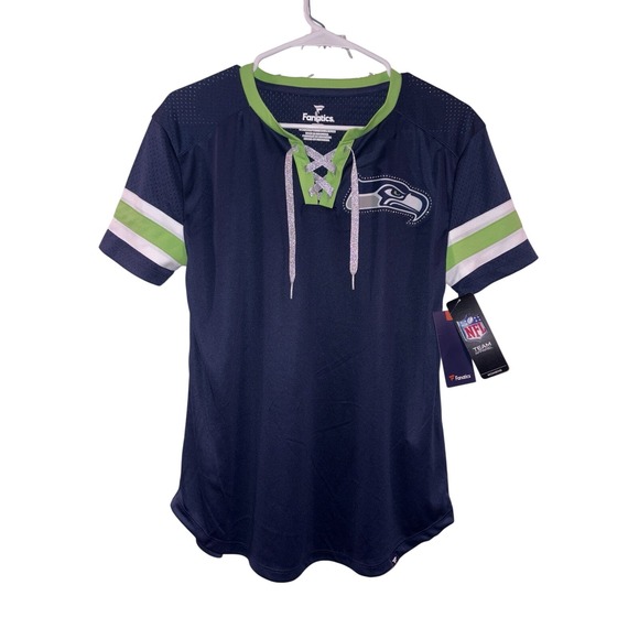 Seattle Seahawks Women's Medium Top NFL New w/Tags Fast Shipping! MED - Picture 2 of 3